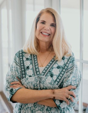 Diane E. Arnold