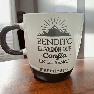 Taza Bendito el Varón que Confía en el Señor (Cerámica)