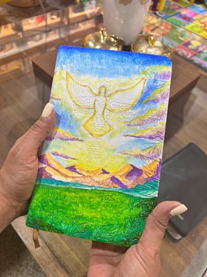 Biblia Jesús para Todos Ilustrada por Sergio A. Murillo (Imitación de cuero, color marfil)