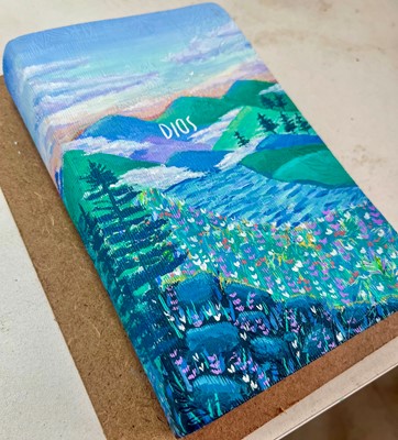 Biblia Jesús para Todos Ilustrada por Andrea Montes (Imitación de cuero, color marfil)