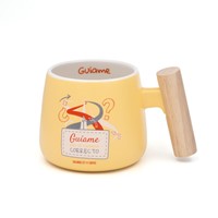 Taza Shekinah con Mango de Madera (Cerámica)