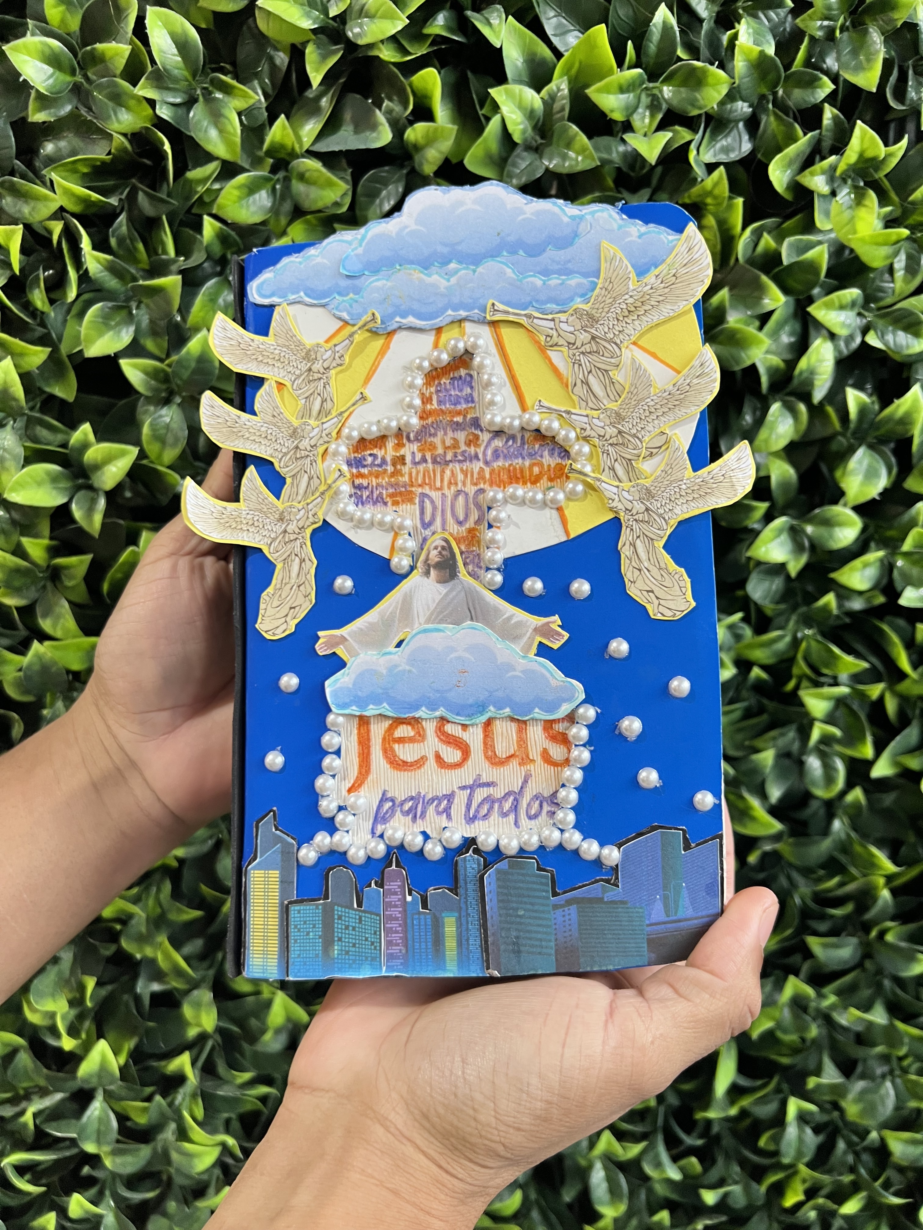Biblia Jesús para Todos Ilustrada por Kadir J. Núñez R.